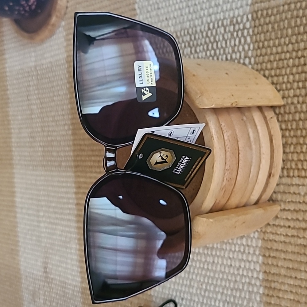 🕶 sunglasses 🕶